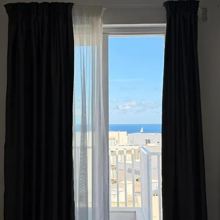 1 Bedroom Exclusive Penthouse - By Hostmt 公寓 *