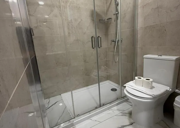 1 Bedroom Exclusive Penthouse - By Hostmt * St. Paul's Bay