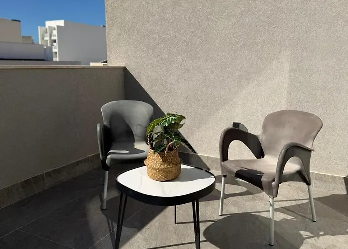 Apartment 1 Bedroom Exclusive Penthouse - By Hostmt St. Paul's Bay