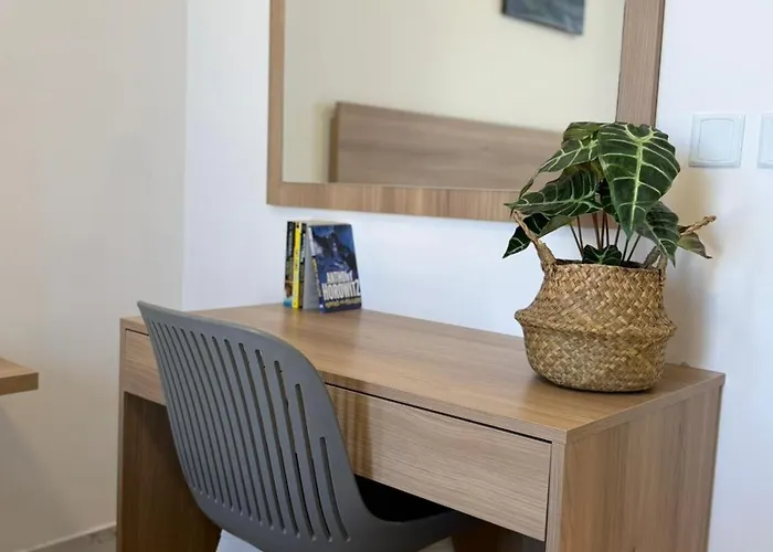 1 Bedroom Exclusive Penthouse - By Hostmt St. Paul's Bay